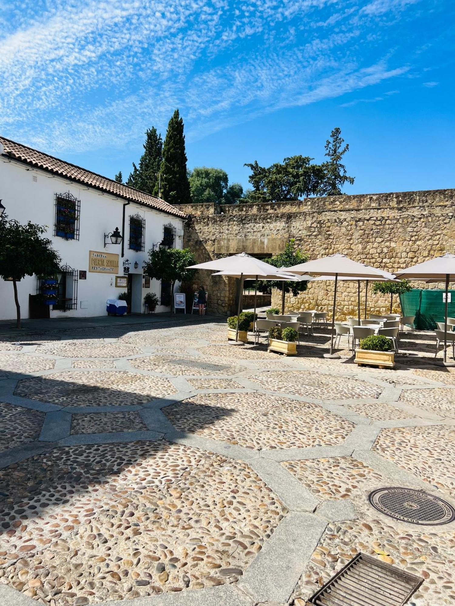 Apartamento La Muralla กอร์โดบา ภายนอก รูปภาพ