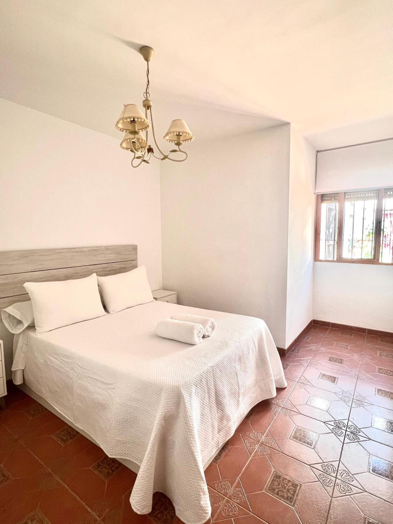 Apartamento La Muralla กอร์โดบา ภายนอก รูปภาพ